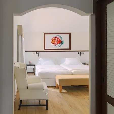 H10 Playa Esmeralda - Adults Only فندق 4*