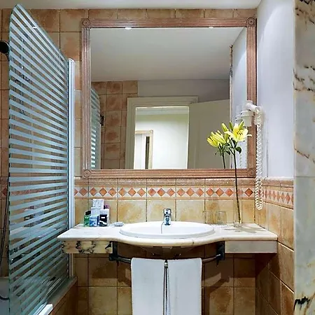 H10 Playa Esmeralda - Adults Only 4* Costa Calma