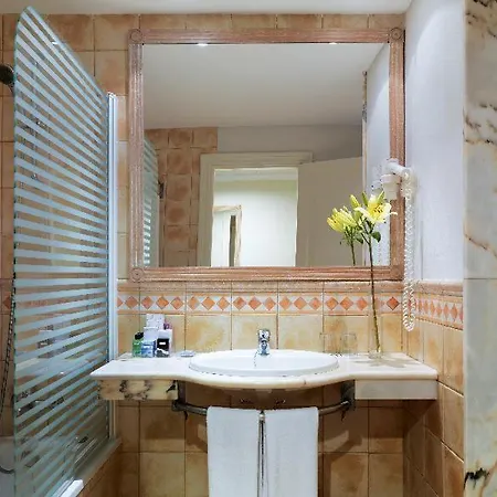 Hotel H10 Playa Esmeralda - Adults Only 4*